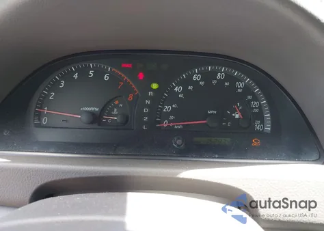 2003 Toyota Camry Le z USA, uszkodzony, nr VIN 4T1BE32KX3U737323